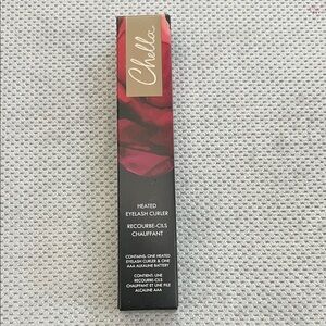 Chella Heated Eyelash Curler - Black and Red